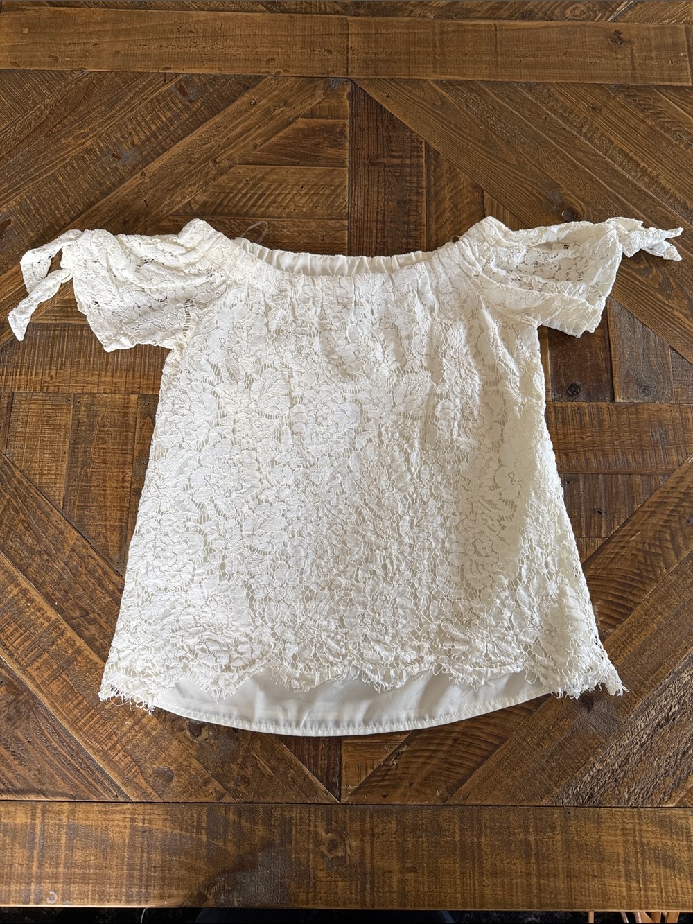Miss Chievous White Lace Off Shoulder Tie Sleeve Top Women’s Small